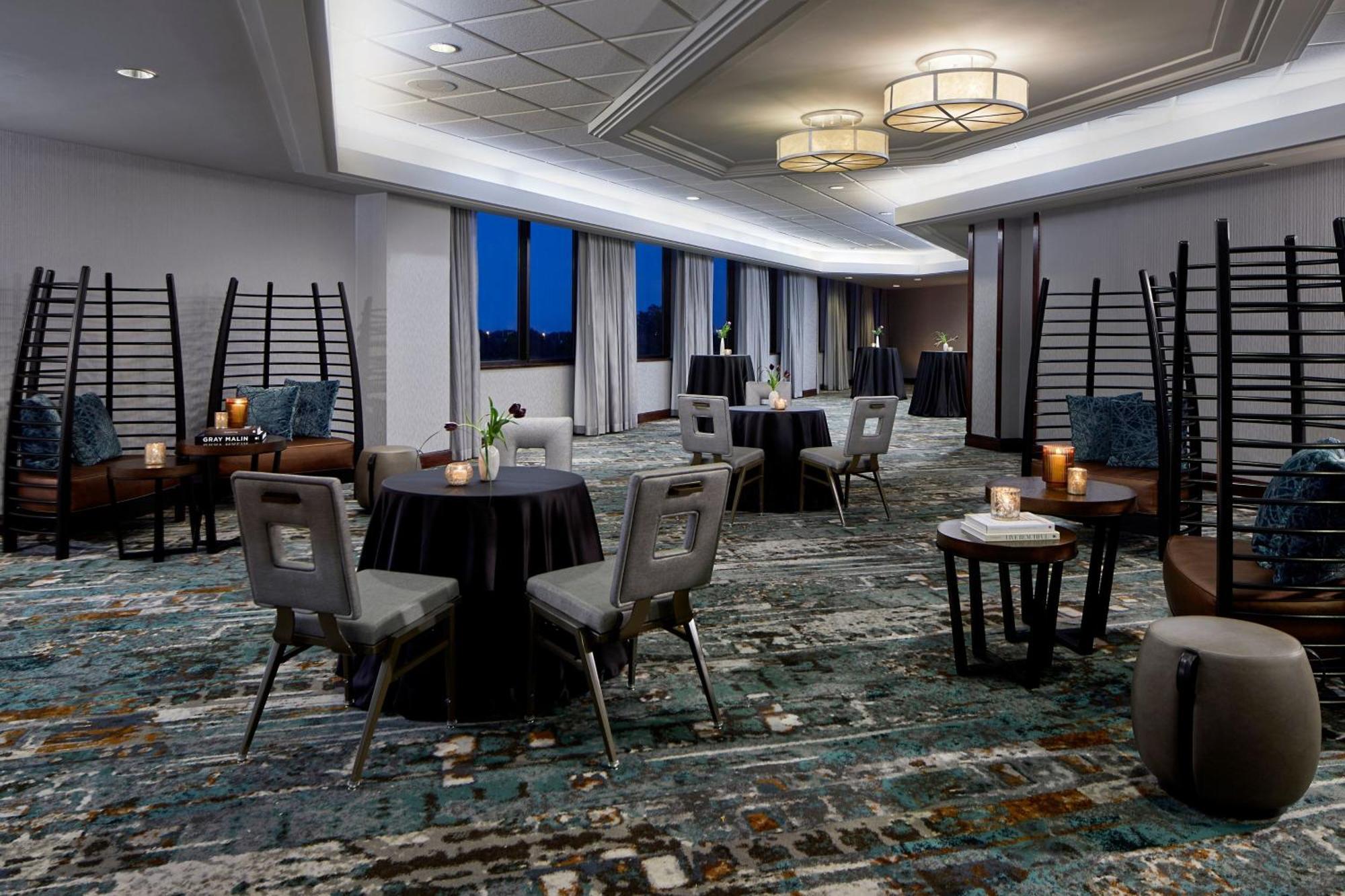 Renaissance Riverview Plaza Hotel Mobile