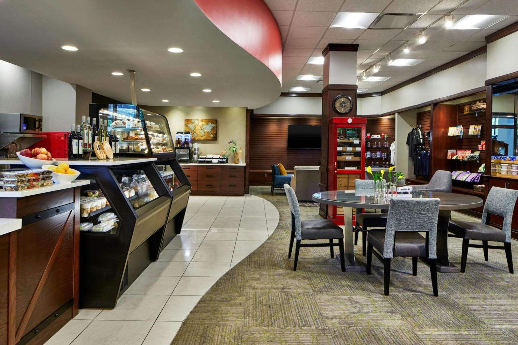 Renaissance Riverview Plaza Hotel Mobile